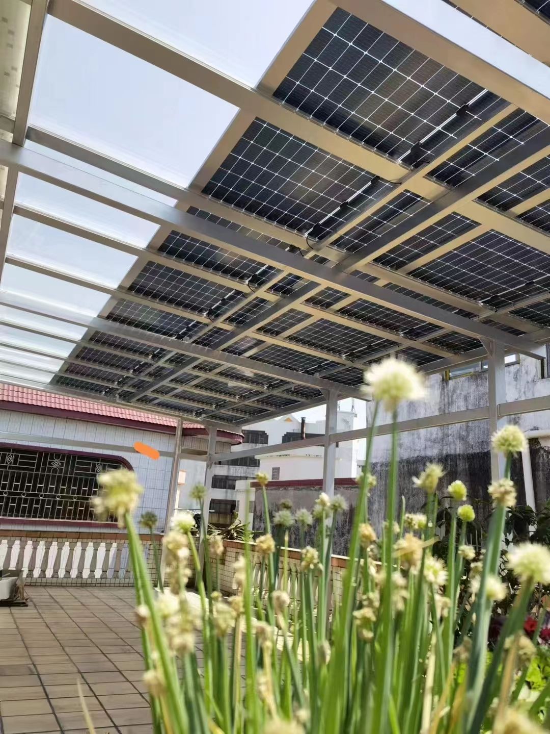 永春别墅家用屋顶太阳能发电系统安装